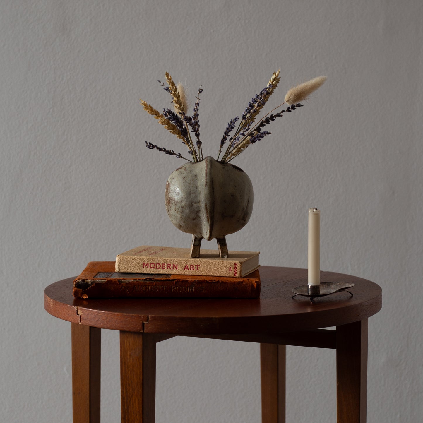 Seed pod vase, England. 1970’s.