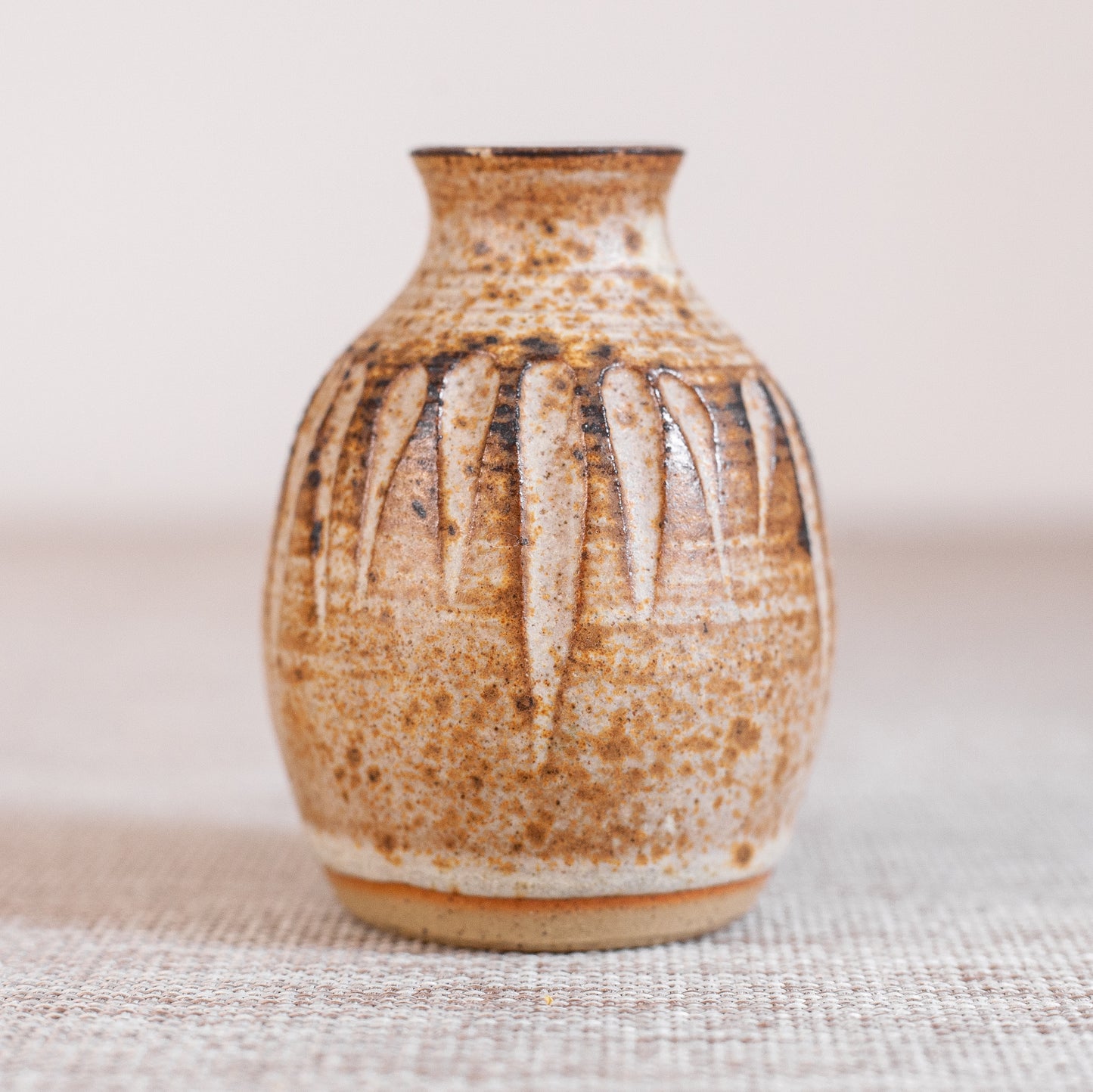 Miniature vase, Carol McLachlan, England. 1990’s.