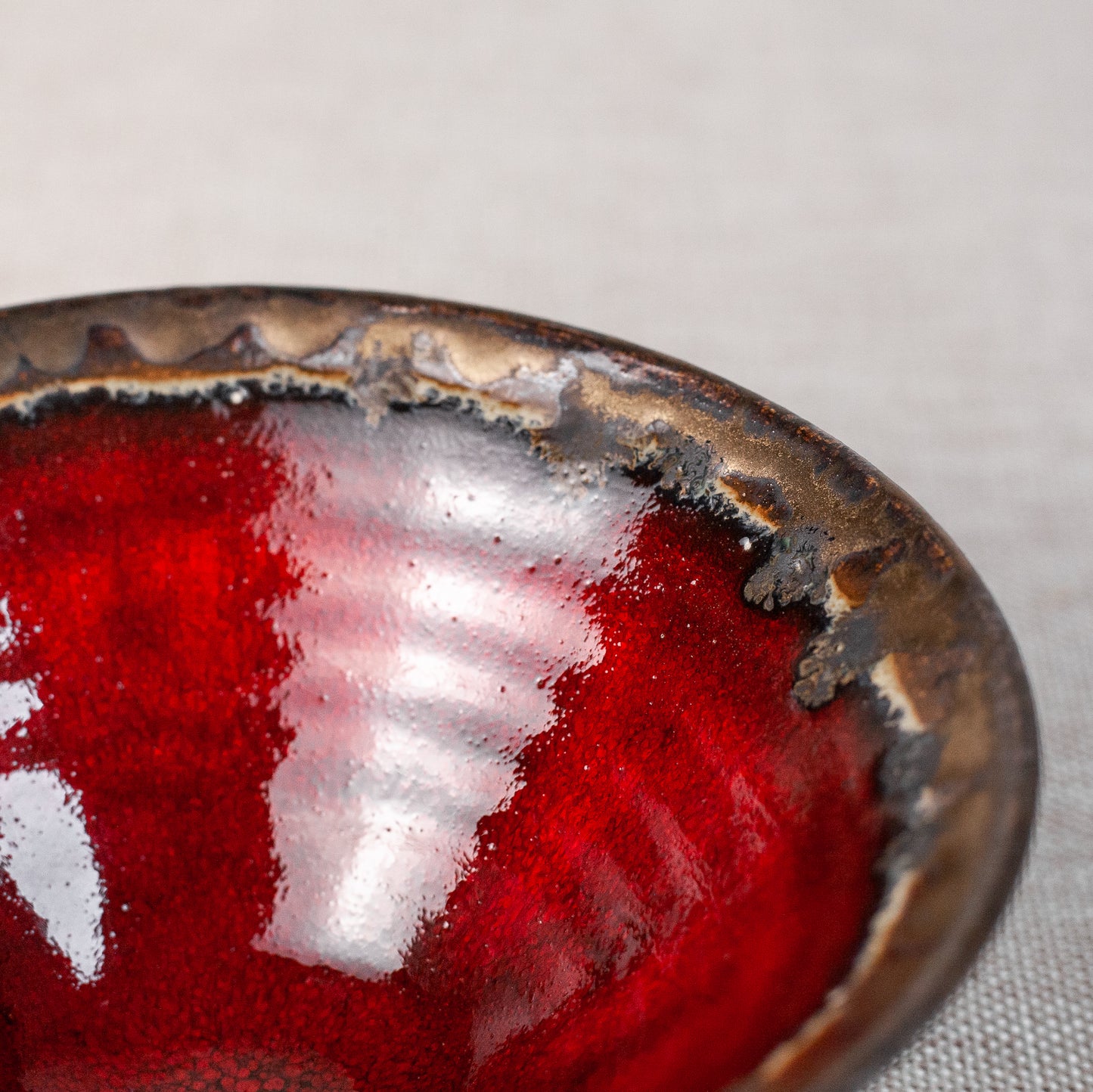 Bowl, Judith Swannell, England. 1980’s.