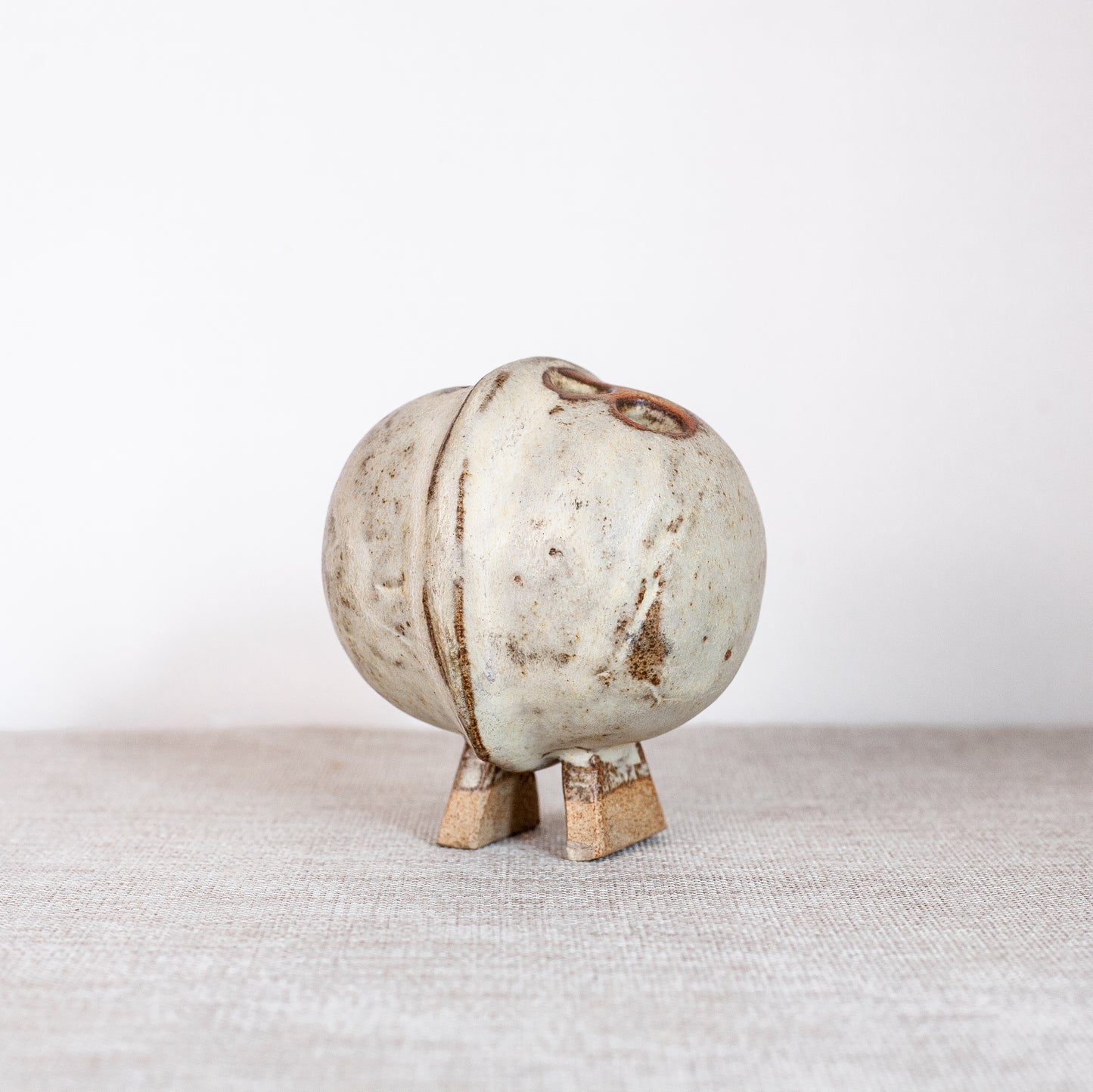 Seed pod vase, England. 1970’s.