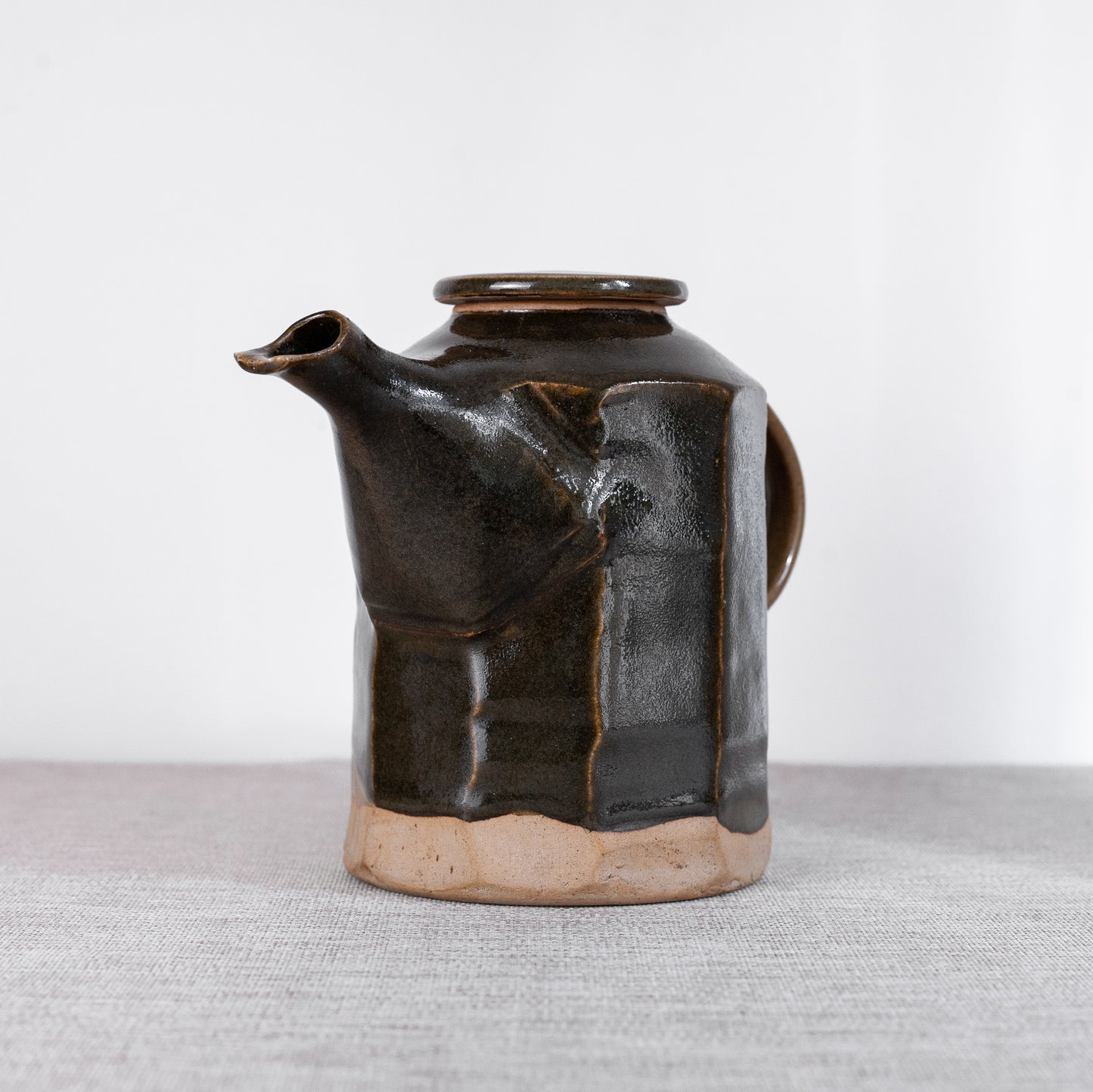 Coffee/tea pot, Adrian Abberley, England. 1970’s.
