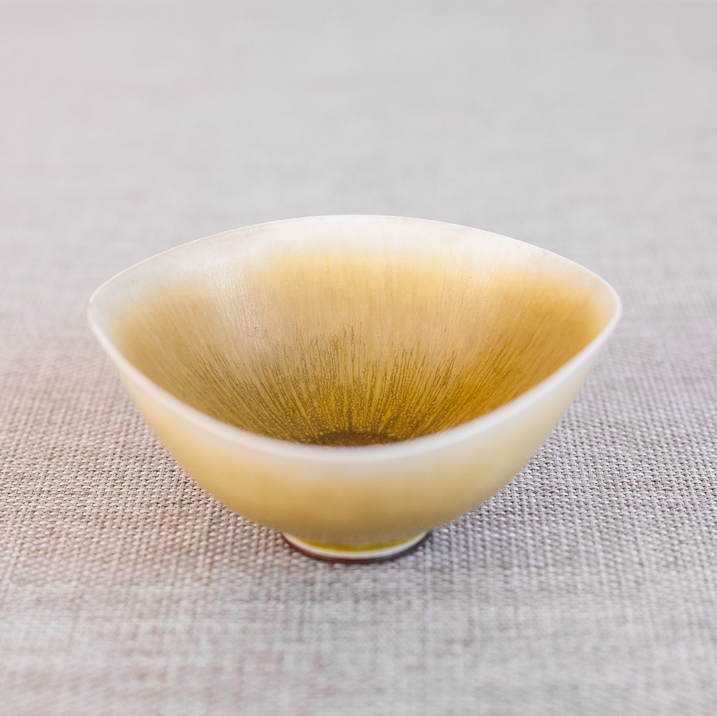 Bowl, Berndt Friberg, Gustavsberg, Sweden. 1940s.
