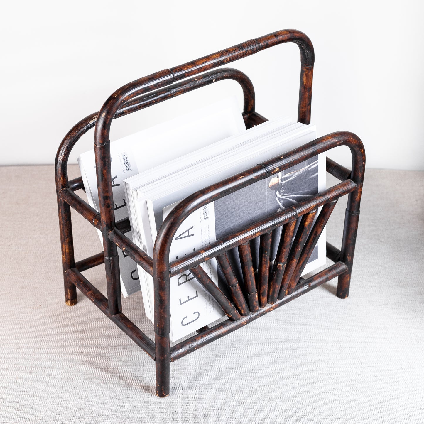 Magazine rack, England. Late 19th Century.