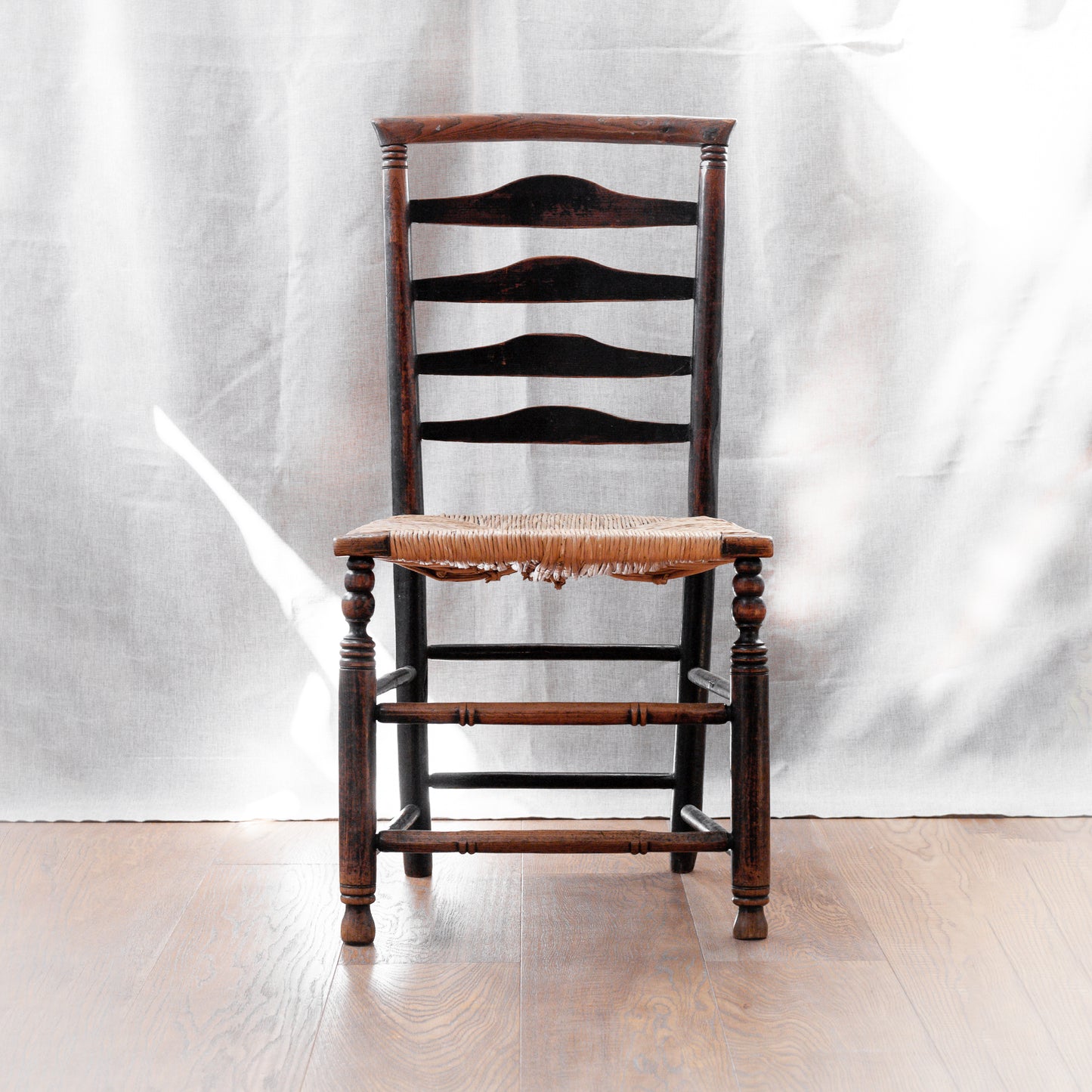 Ladder back chair, England. Late 19th Century.