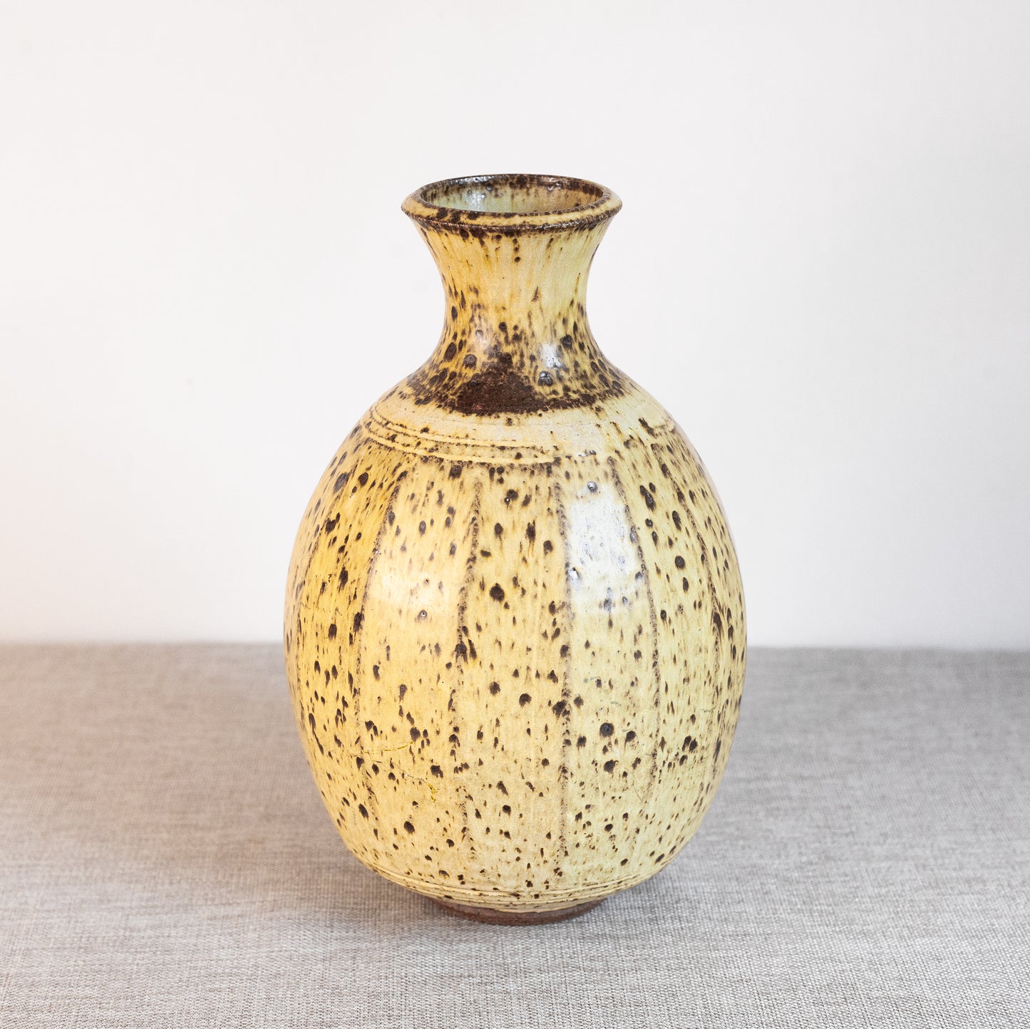 Exceptional studio vase, England. Mid-20th Century.