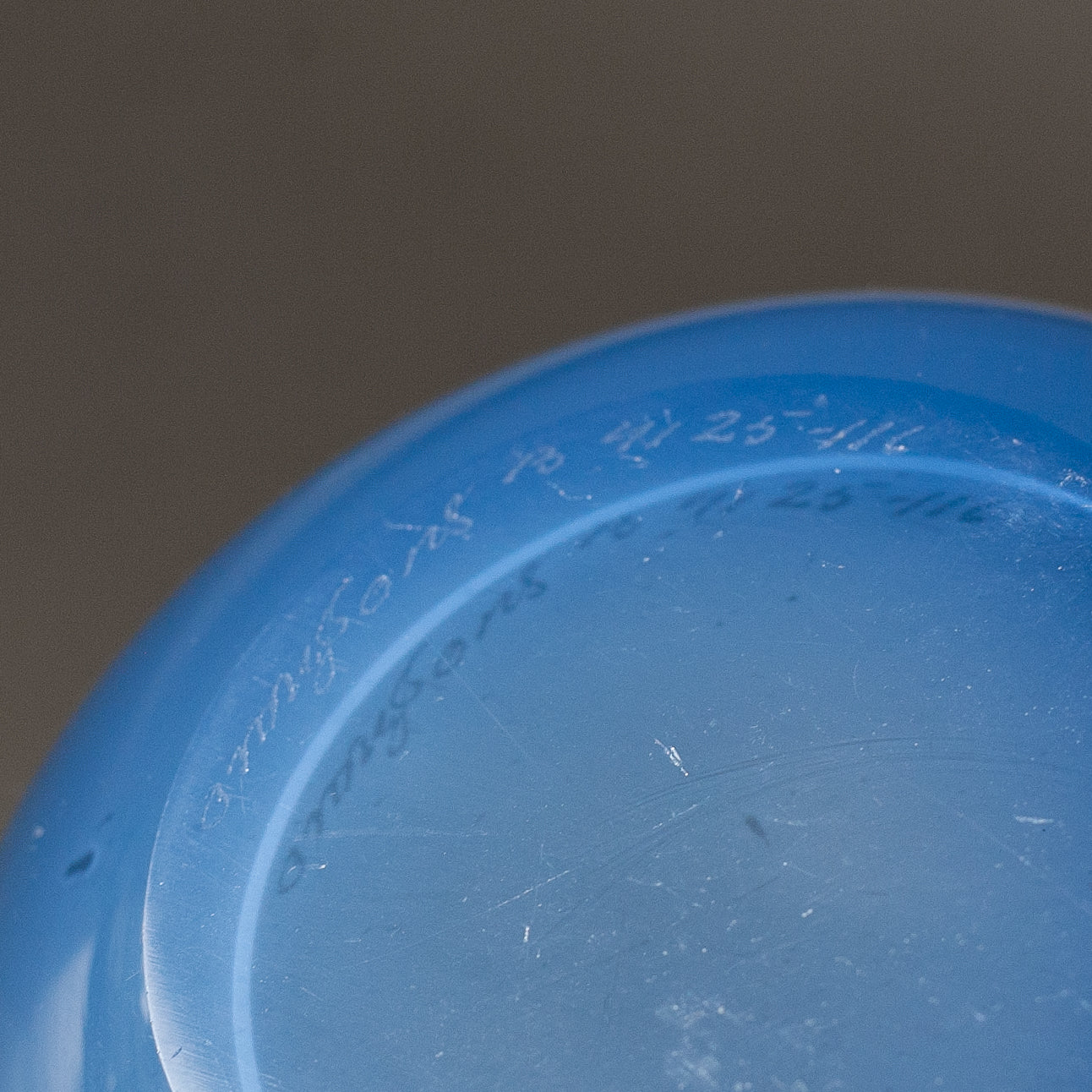 Bowl, Gunnar Cyrén, Orrefors, Sweden. 1960s.