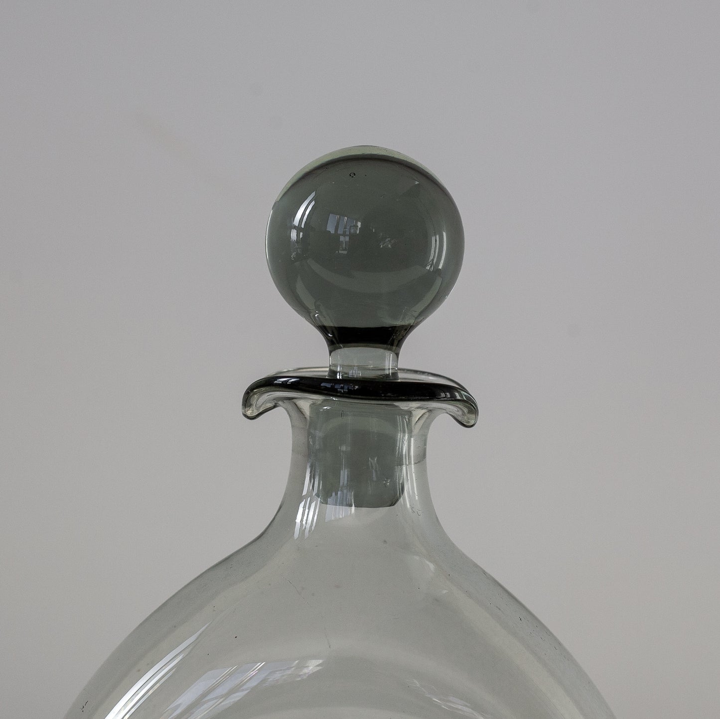 Set of 5 ‘Canada Smoke’ schnapps glasses and ‘Donut’ decanter, Per Lutken, Holmegaard, Denmark. 1950’s.