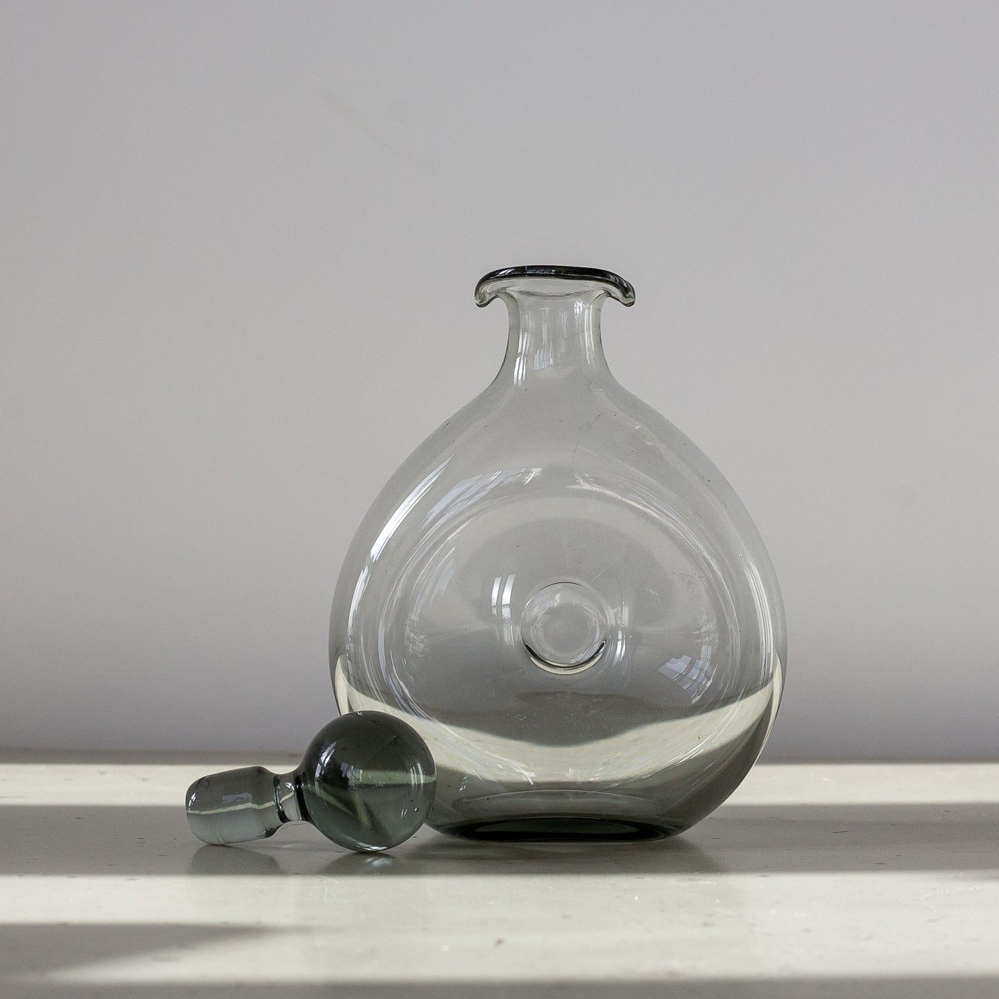 Set of 5 ‘Canada Smoke’ schnapps glasses and ‘Donut’ decanter, Per Lutken, Holmegaard, Denmark. 1950’s.