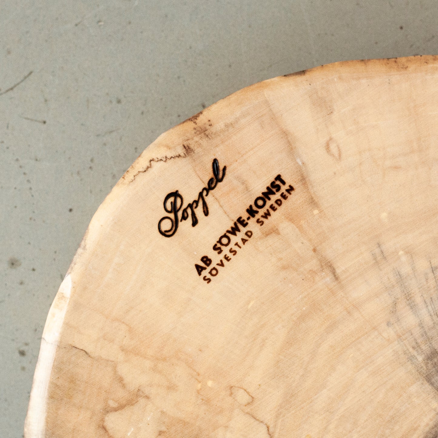 ‘Poppel’ wooden platter, Sigvard Nilsson, AB Söwe-Konst, Sweden. 1960’s.