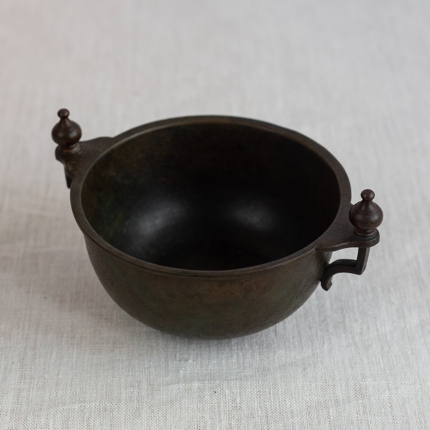 Art Deco style bronze bowl, GAB, Sweden. 1930s.