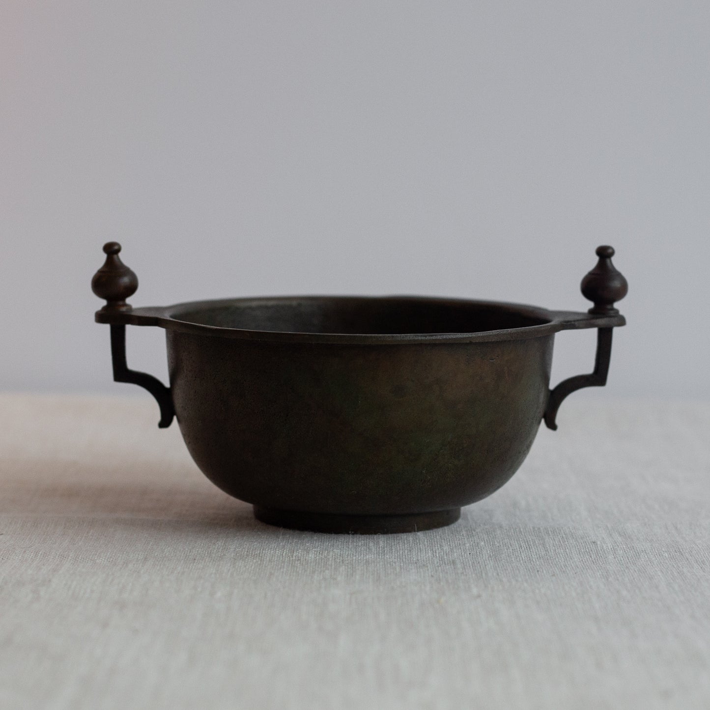 Art Deco style bronze bowl, GAB, Sweden. 1930s.