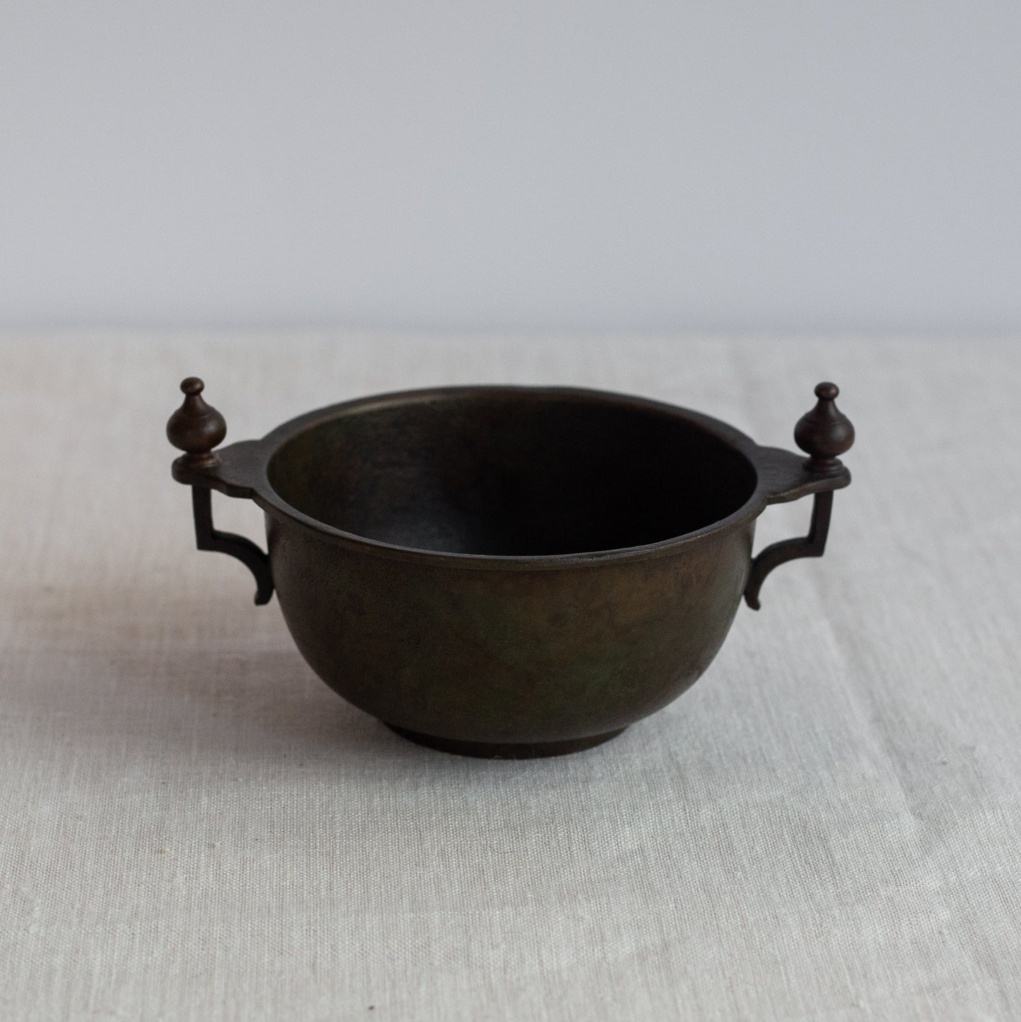 Art Deco style bronze bowl, GAB, Sweden. 1930s.