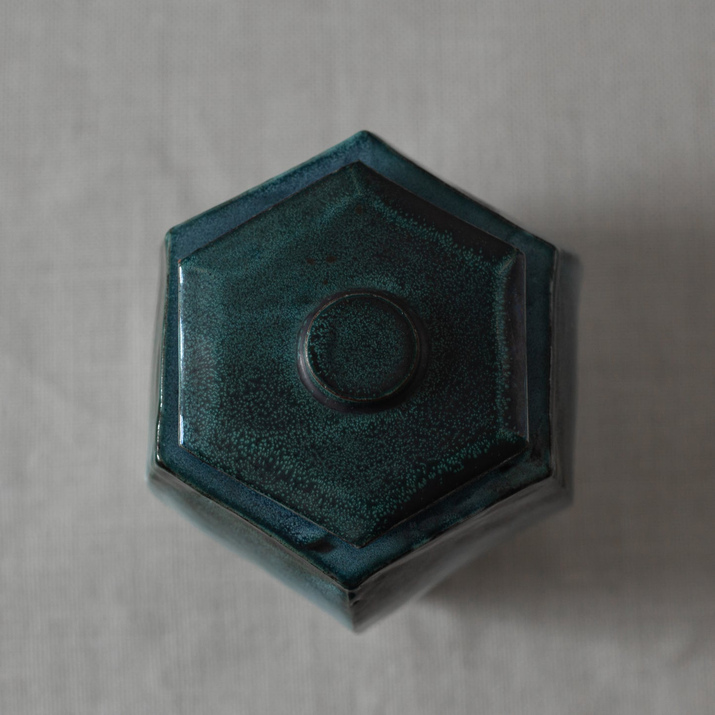 Studio Pottery Lidded Barrelled Vase, Robert Garnett Heal, England. Mid-20th century.