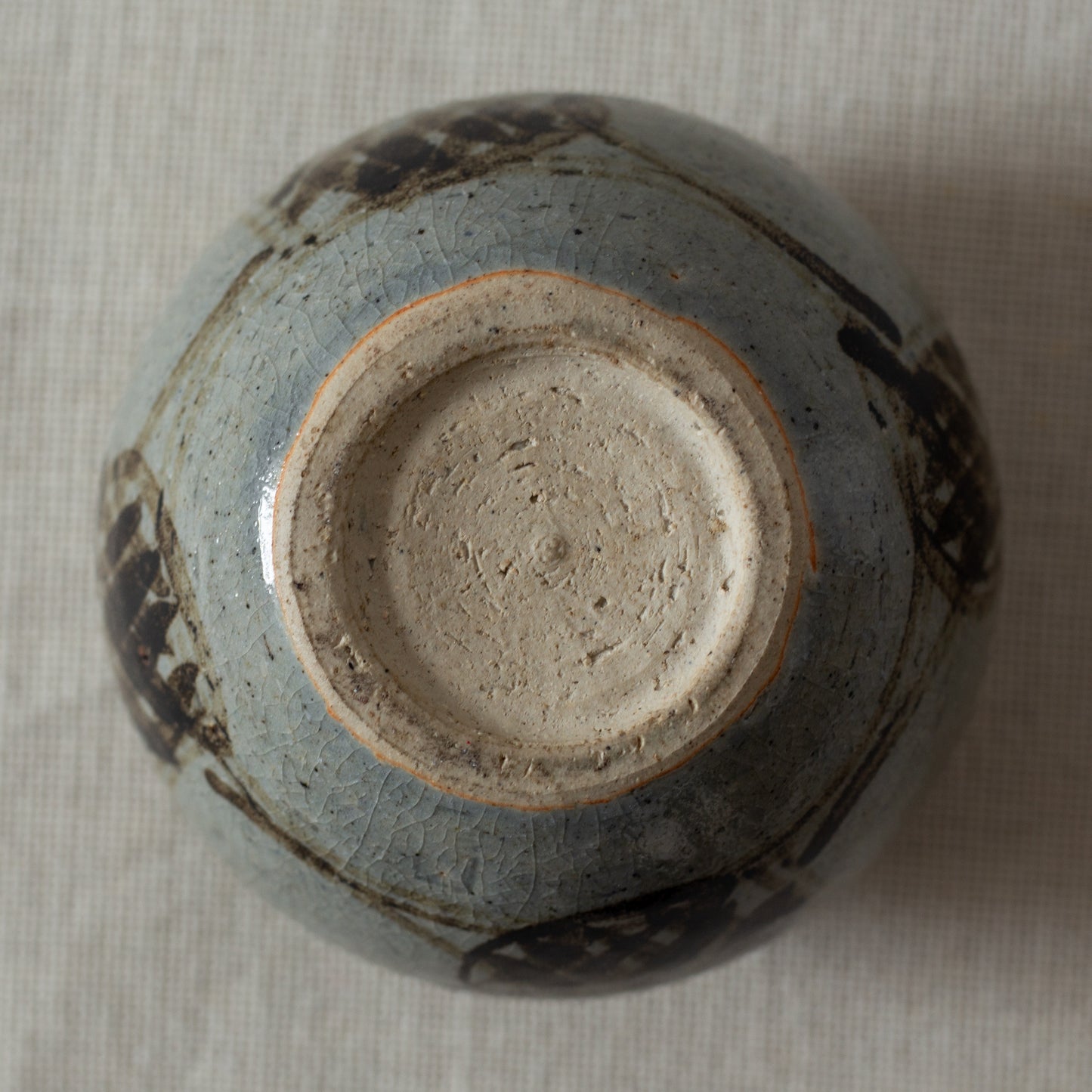 Lidded Jar, in the style of Michael Cardew, England. 1960s.