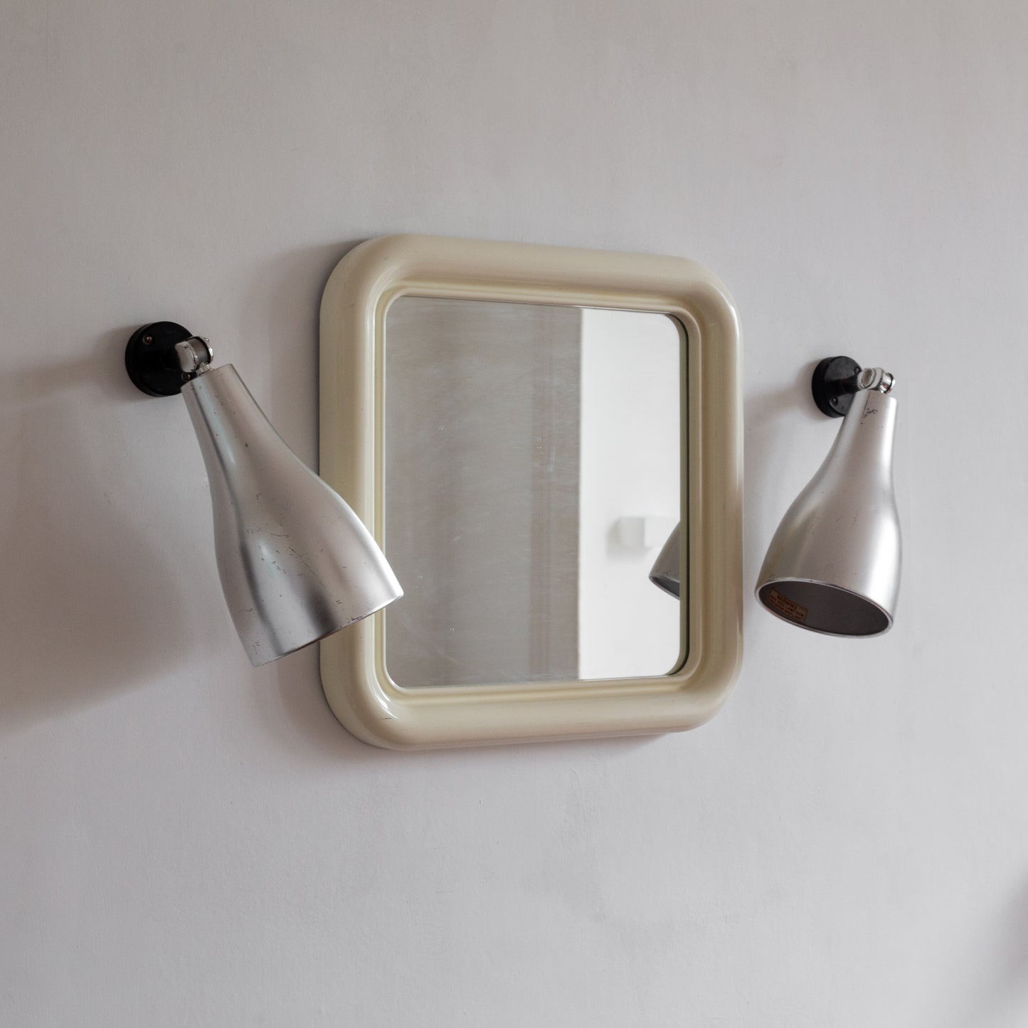Pair of Modernist Adjustable Wall Spotlights, England. 1960’s.