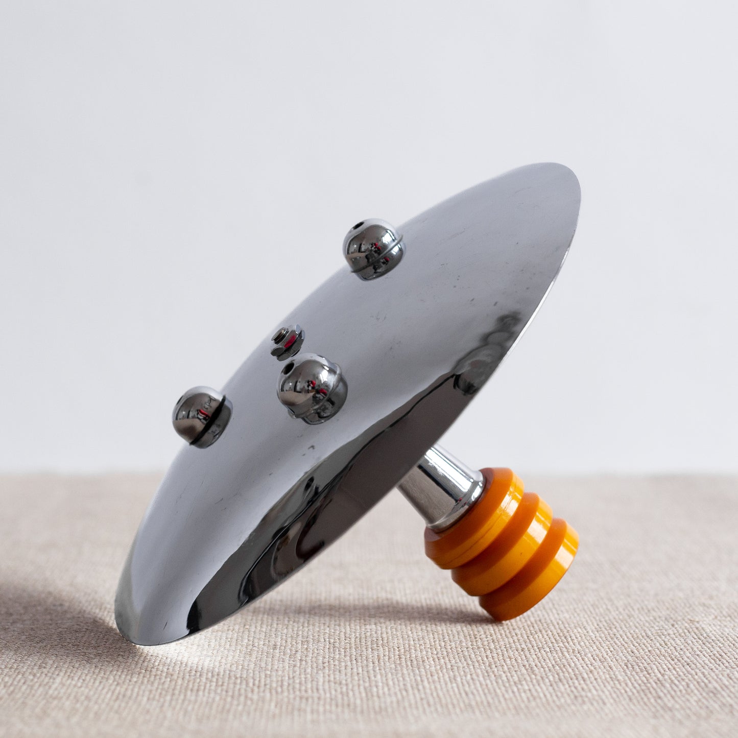 Bakelite and Chrome Space-Age Dish, England. 1960s.