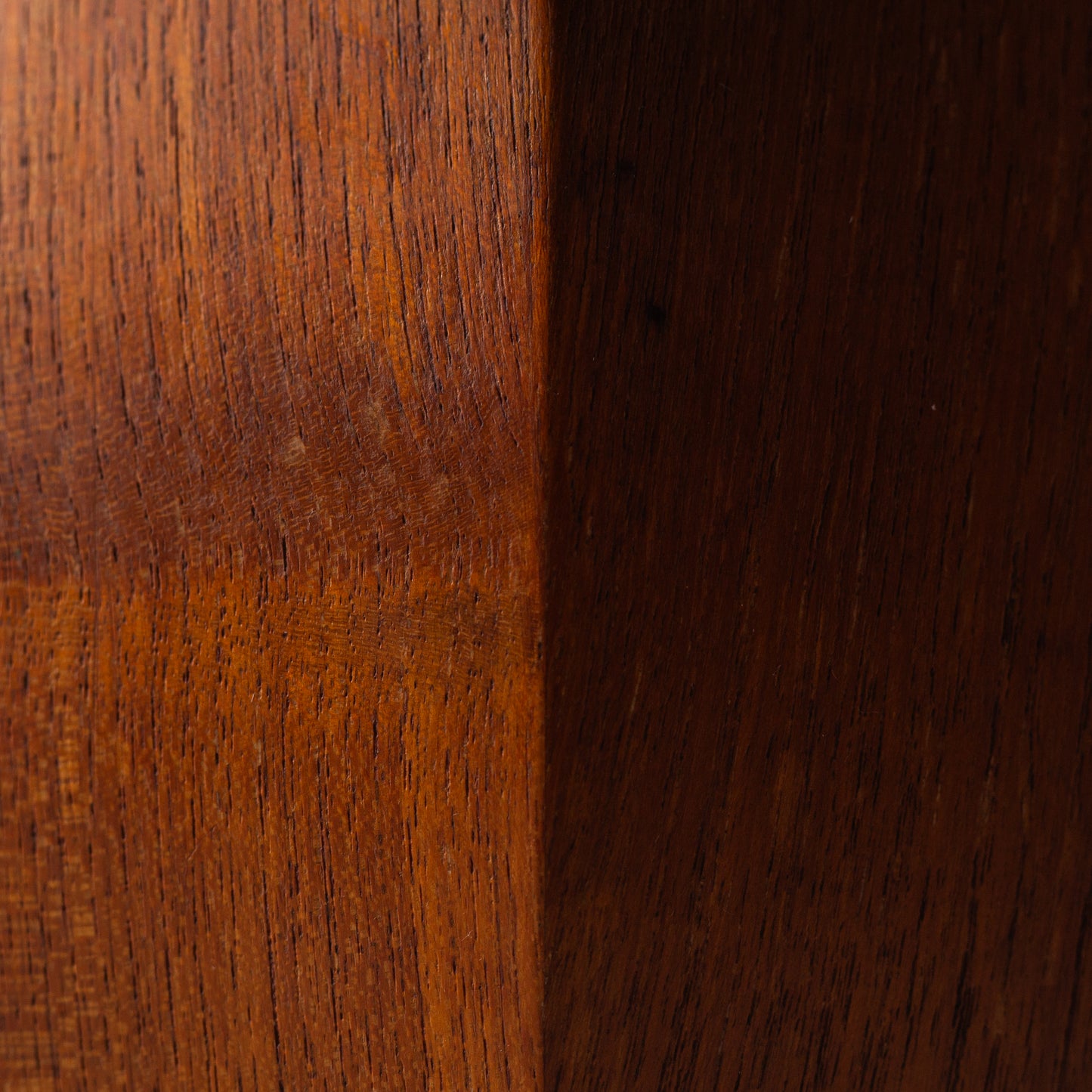 Teak footed dish, Denmark. 1960’s.
