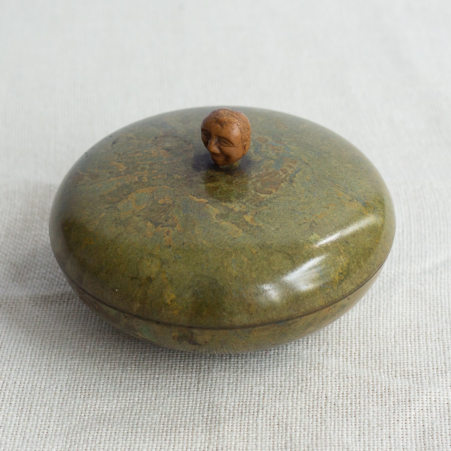 Rare lidded 'Janus' box, Ebena, Belgium. 1920's.