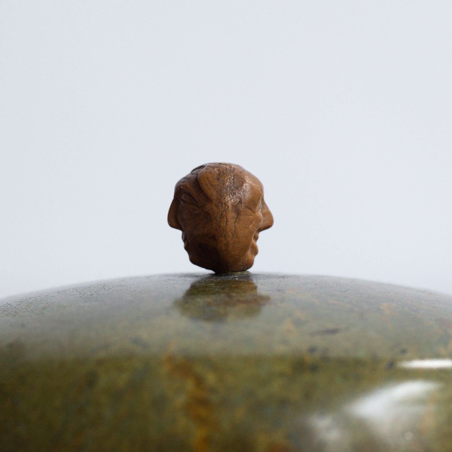 Rare lidded 'Janus' box, Ebena, Belgium. 1920's.