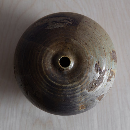 Studio Pottery Vase, England. Late 20th century.