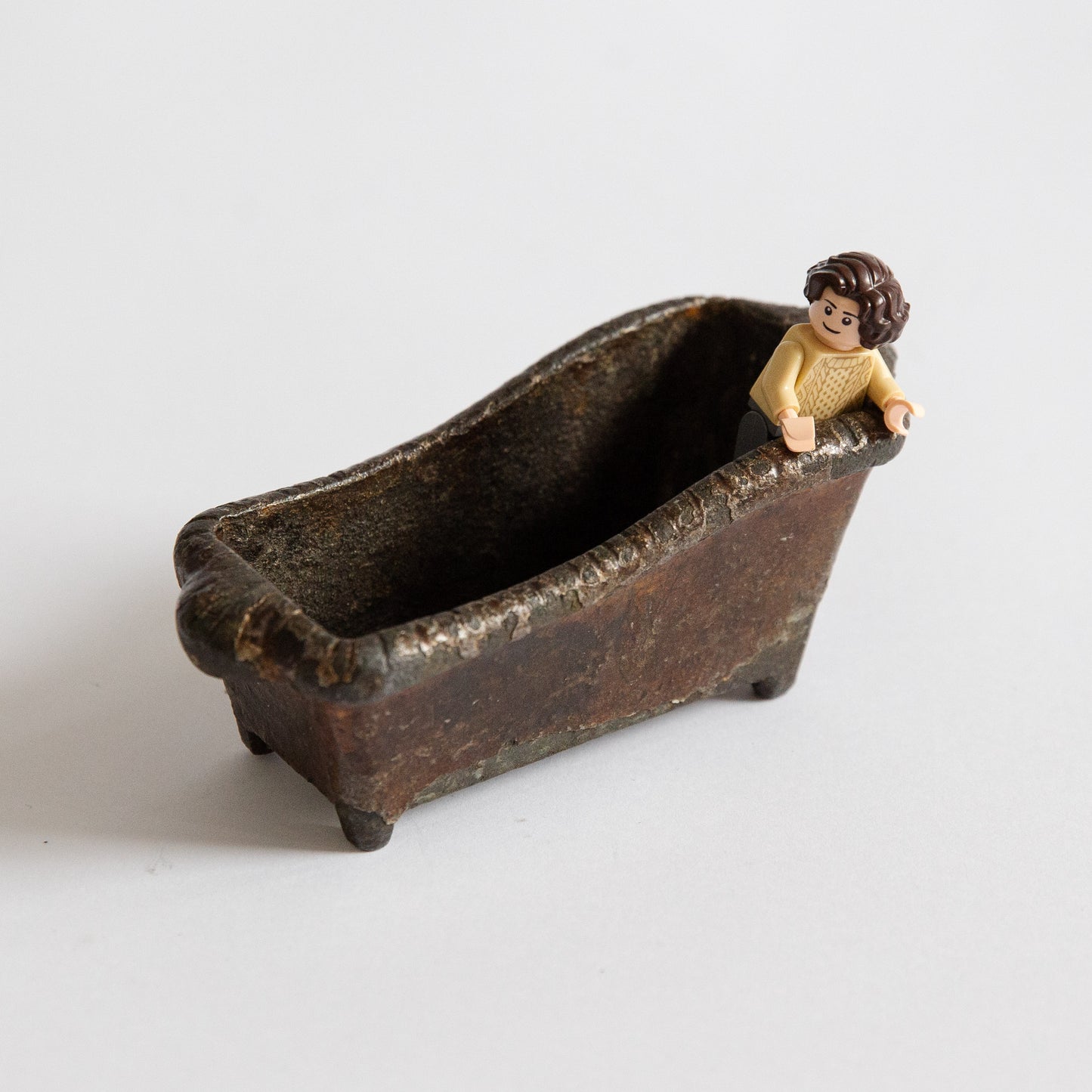 Cold Painted Bronze Model of a Bath Tub, Belgium. Late 19th century.