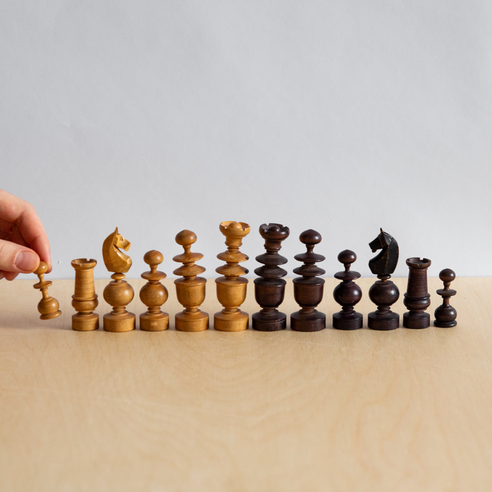 Early 1900s Regency Chess Set and Unique Chess Board by Taylor Stevens, England. C20th.
