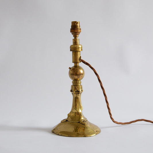 Articulating Machined Brass Ships Table Lamp, England. Early 20th century.