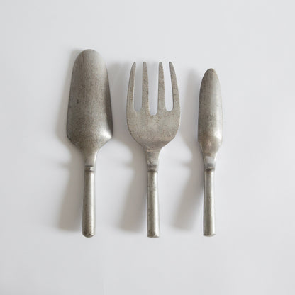 Very Rare Set of 'Featherlite' Aluminium Gardening Tools, Markle, USA. Circa 1946.