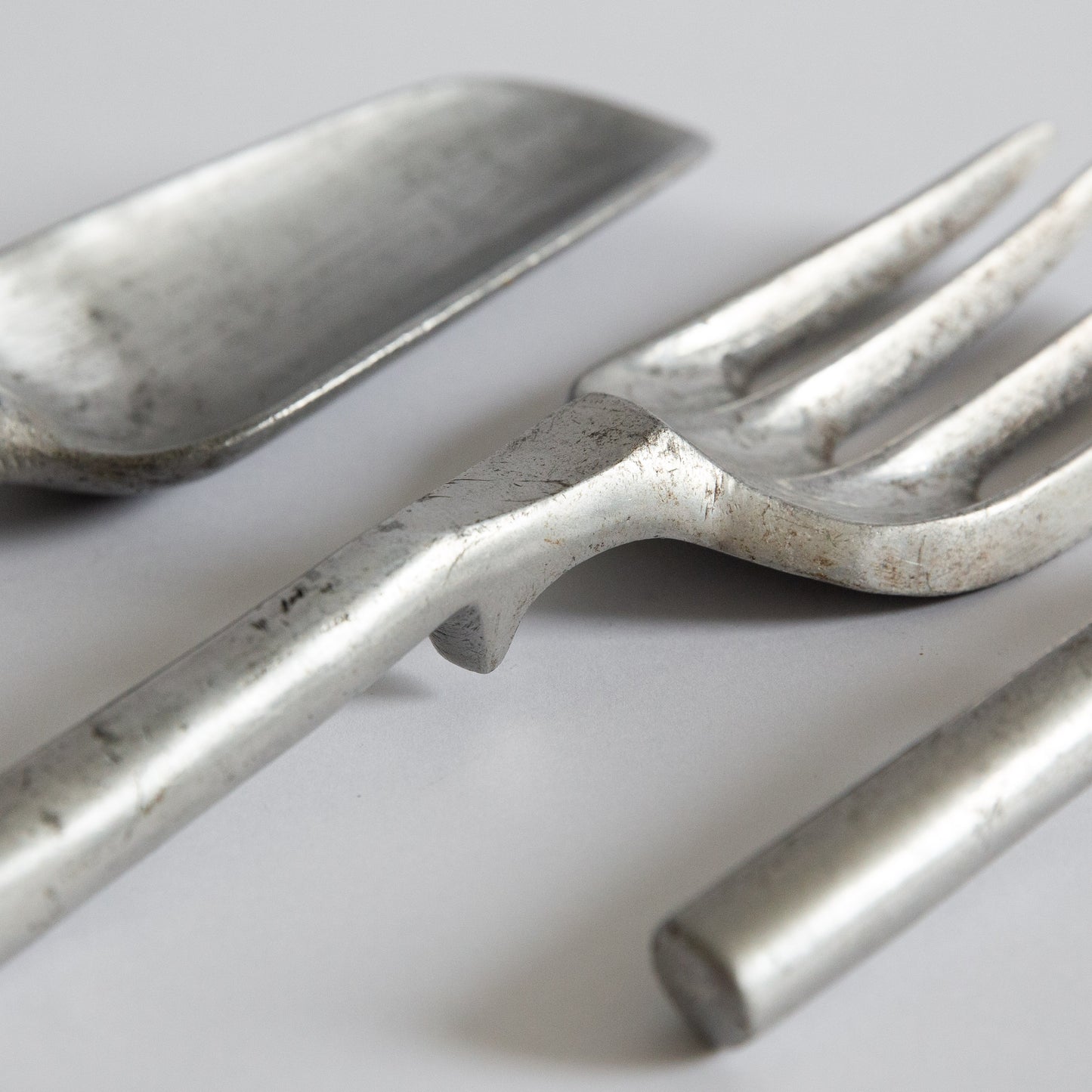 Very Rare Set of 'Featherlite' Aluminium Gardening Tools, Markle, USA. Circa 1946.