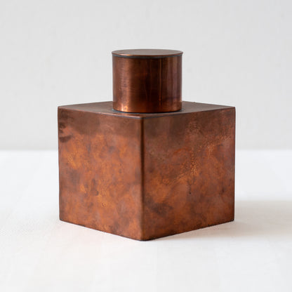 Copper Tea Caddy, England. Early 20th century.