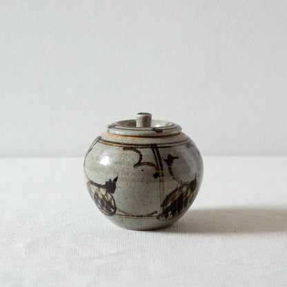 Lidded Jar, in the style of Michael Cardew, England. 1960s.