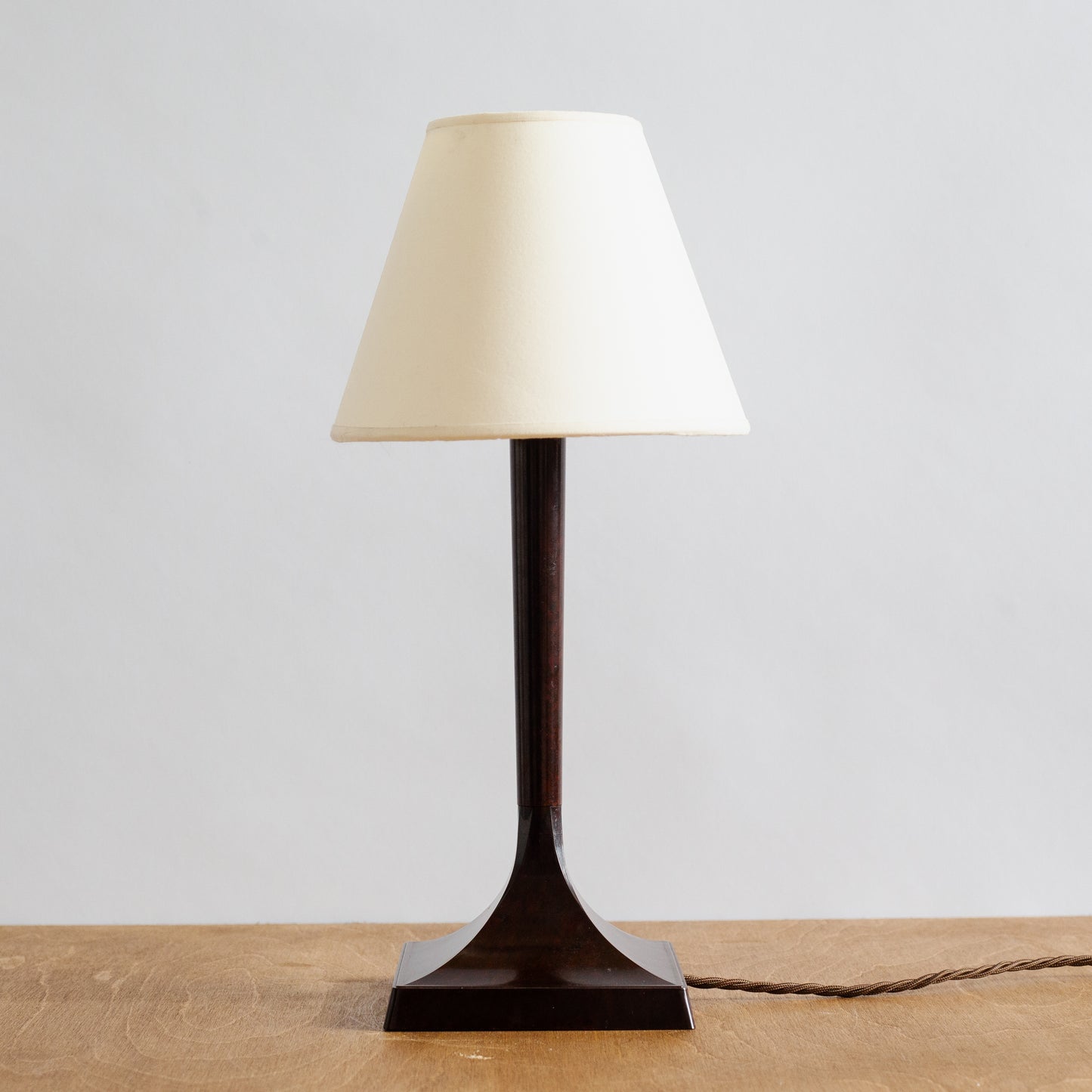 Bakelite Table Lamp, England. 1930s.