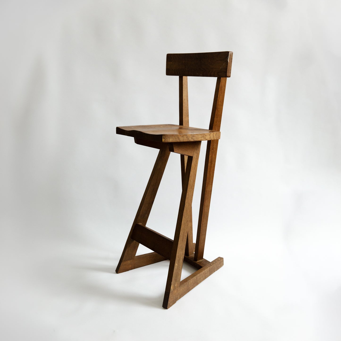 Unique Oak Stool, Richard La Trobe-Bateman, England. 1990s.