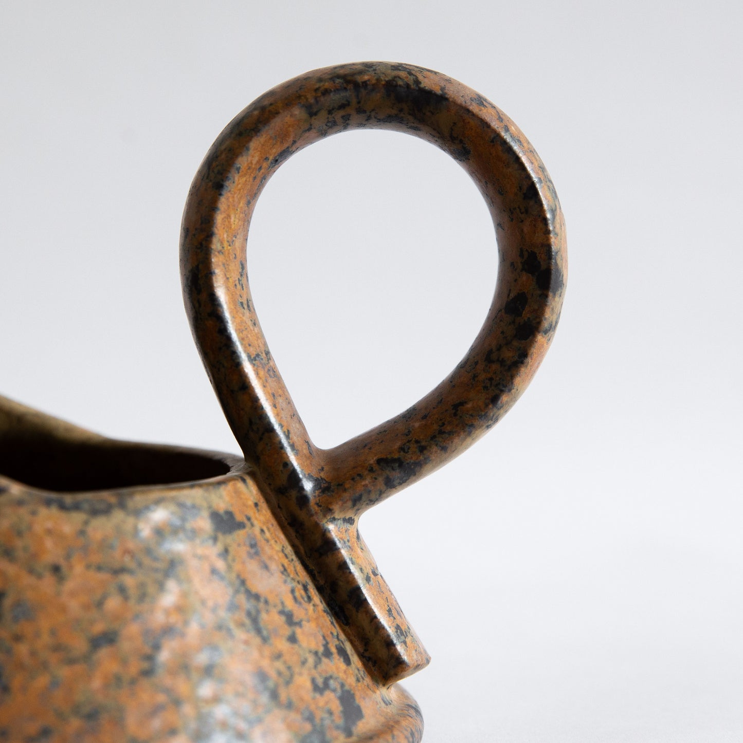 Stoneware Jug, Ian Rylatt, England. Circa 1990s.