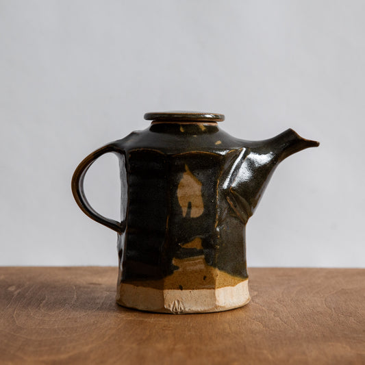 Coffee/tea pot, Adrian Abberley, England. 1970s.