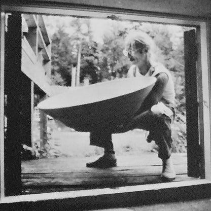 Unique Large Stoneware Bowl with Mount, Carl Cunningham-Cole, Sweden. 1983.