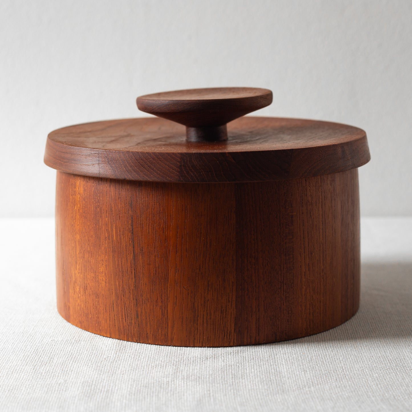 Teak ice bucket, Jens Quistgaard, Dansk Designs, Denmark. 1950s.