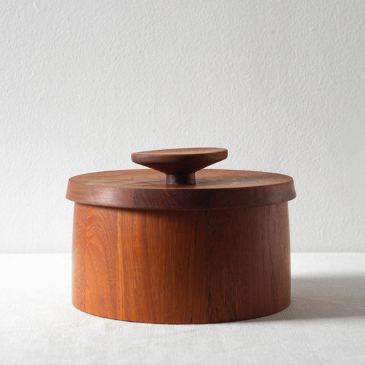 Teak ice bucket, Jens Quistgaard, Dansk Designs, Denmark. 1950s.