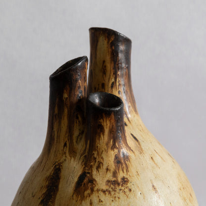 Triple-necked vase, England. 1960s.