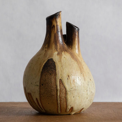 Triple-necked vase, England. 1960s.