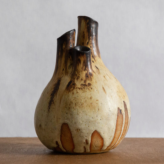 Triple-necked vase, England. 1960s.