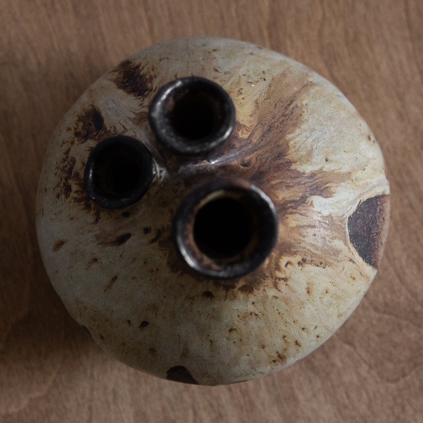 Triple-necked vase, England. 1960s.