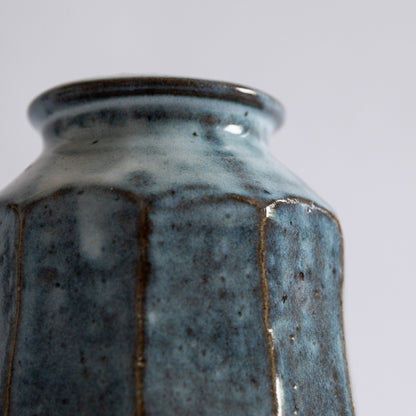 Unique Stoneware Vase, Mike Dodd, England. Late 20th century.