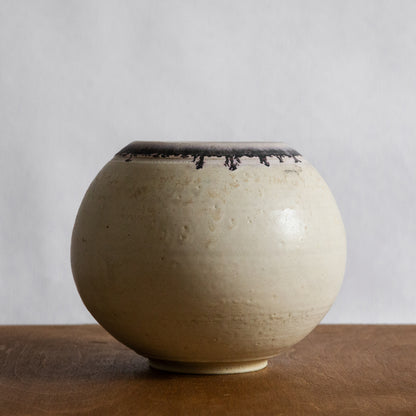 Unique vase, Carl Cunningham-Cole, Sweden. 1985.